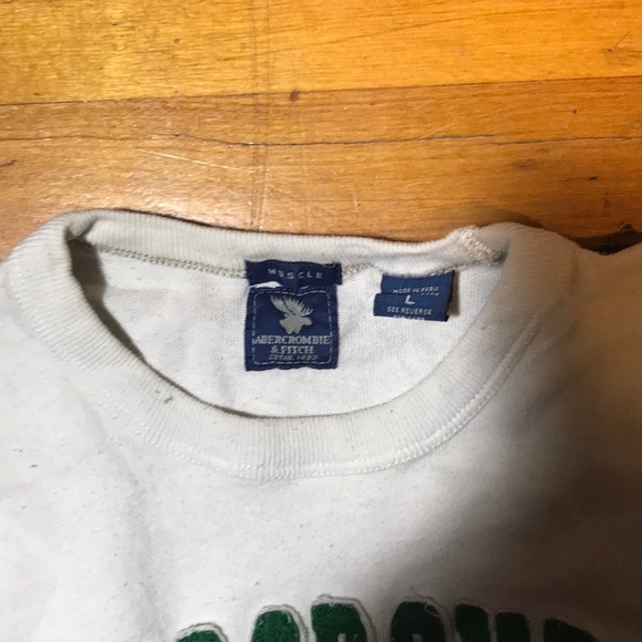 Vintage Abercrombie and Fitch long sleeve tee - Picture 3 of 4